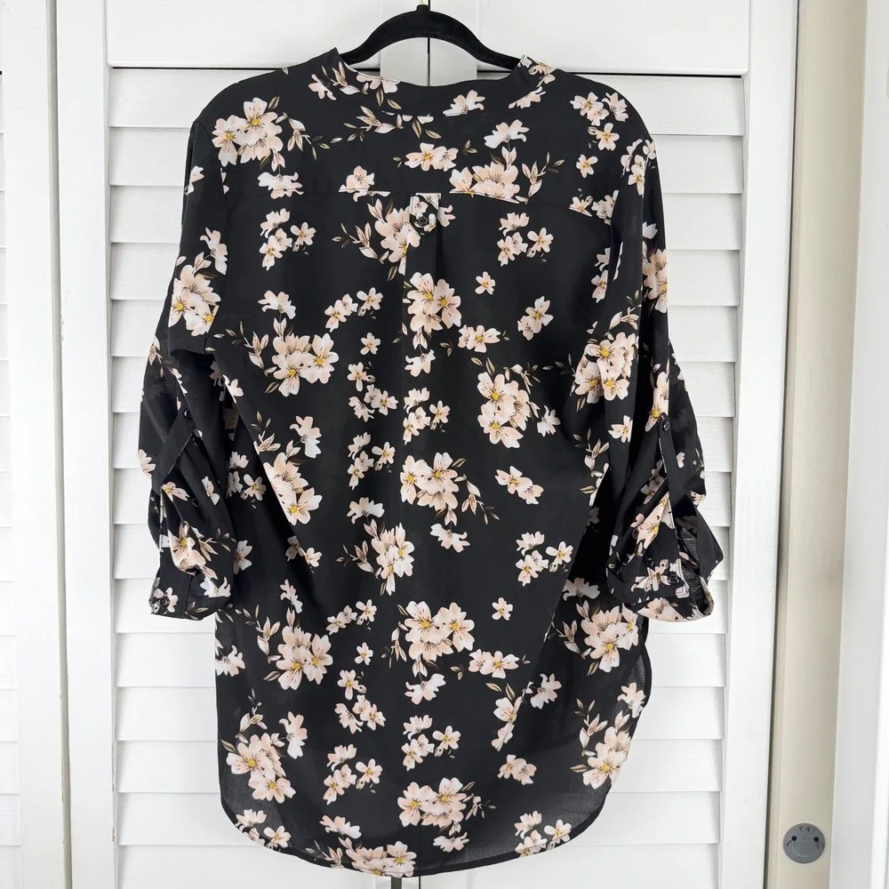 Fun2Fun Mackenzie Henley Blouse Black‎ Floral Roll Tab Sleeve Top XL